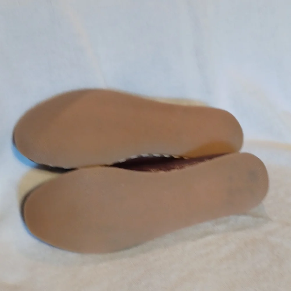 Brown Leather Flats with Rounded Toe Nida Lu Women's Size 40